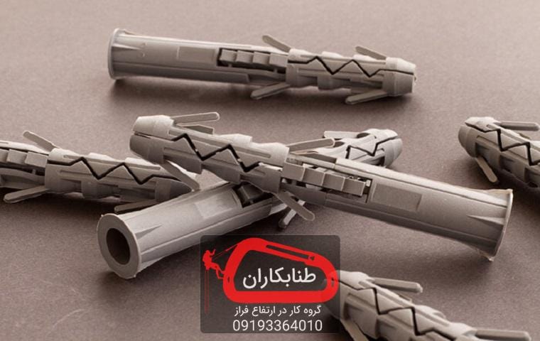 نکاتی که هنگام انتخاب پیچ و رولپلاک باید به آن توجه کنیم